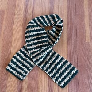Hand knit scarf